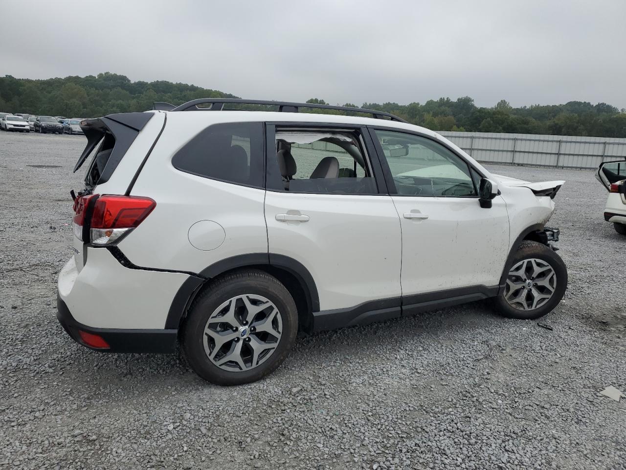 2024 SUBARU FORESTER PREMIUM VIN:JF2SKACC2RH482775