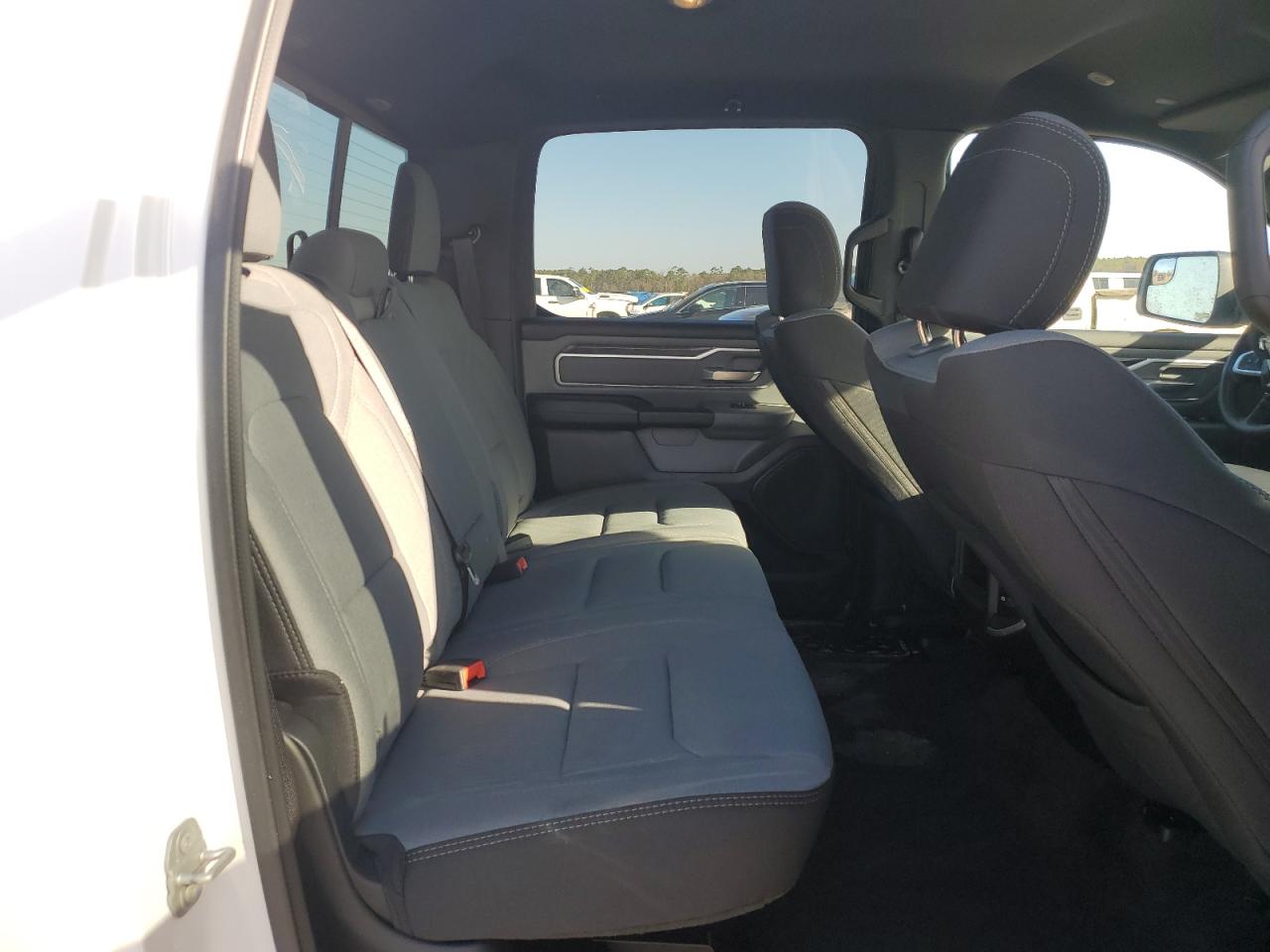 2022 RAM 1500 BIG HORN/LONE STAR VIN:1C6RREFT5NN275943