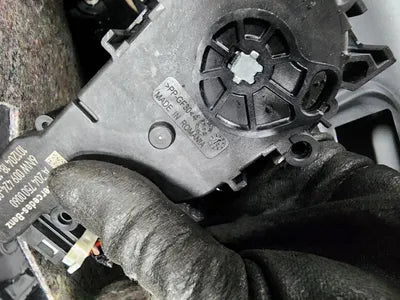 2019 Mercedes-Benz E 300 WDDZF4KB9KA610882 VIN:WDDZF4KB9KA610882