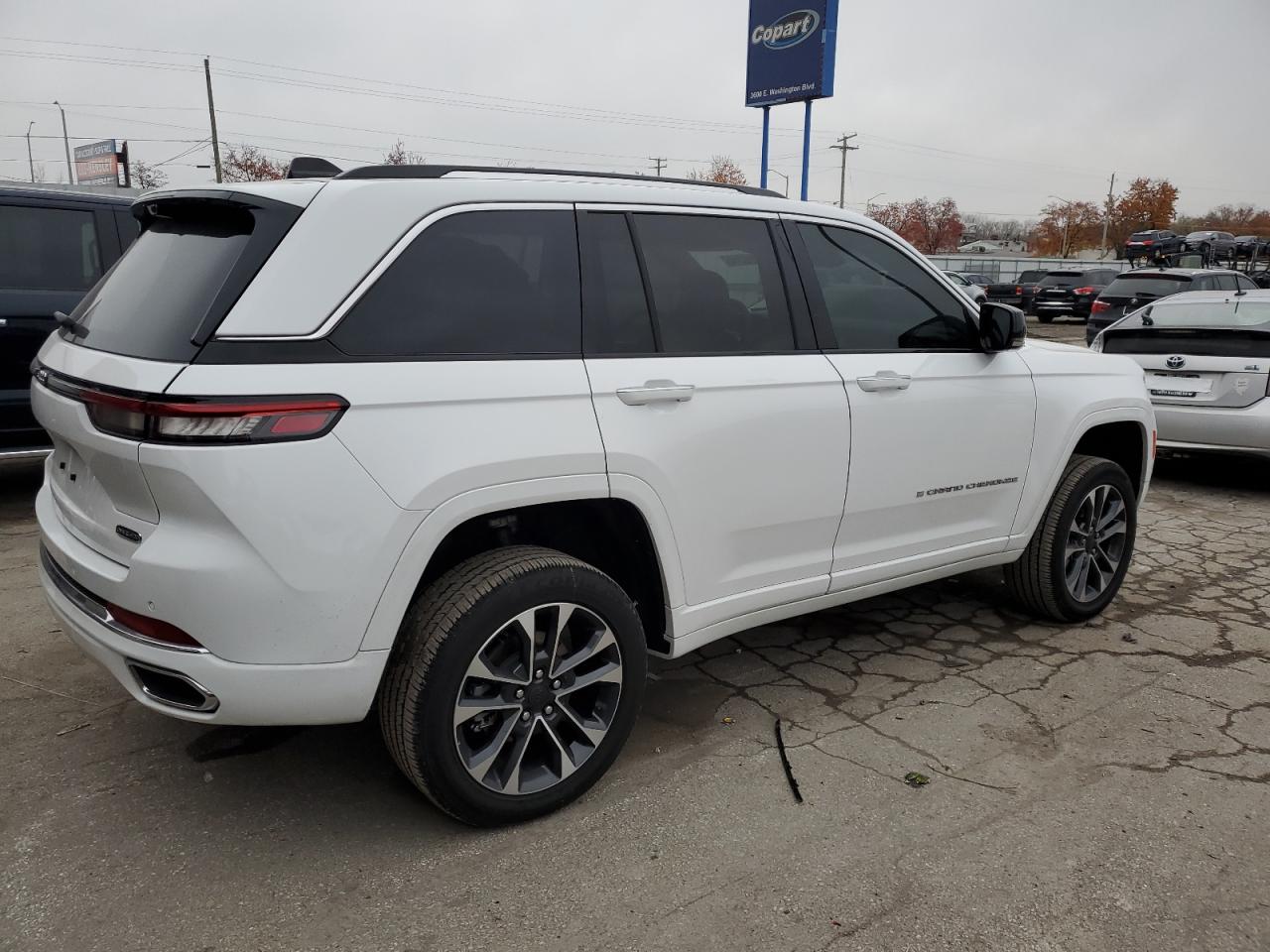2024 JEEP GRAND CHEROKEE OVERLAND VIN:1C4RJHDG1RC697006