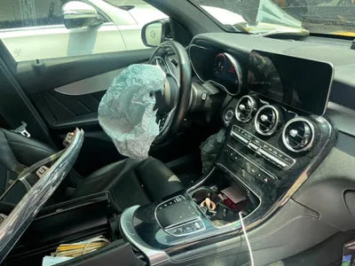 2020 Mercedes-Benz GLC 220 VIN: