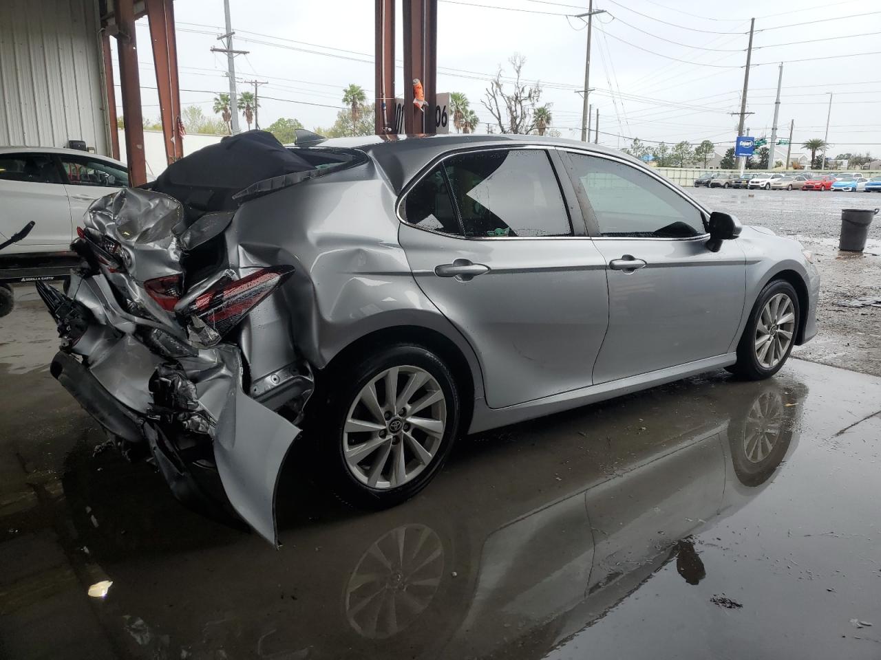 2022 TOYOTA CAMRY LE VIN:4T1C11AK1NU717194