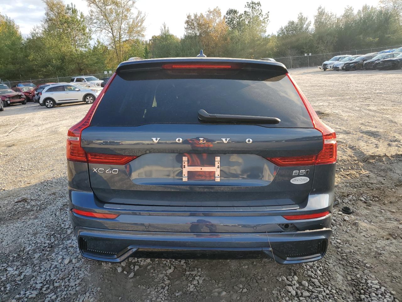 2024 VOLVO XC60 PLUS VIN:YV4L12RL5R1744782