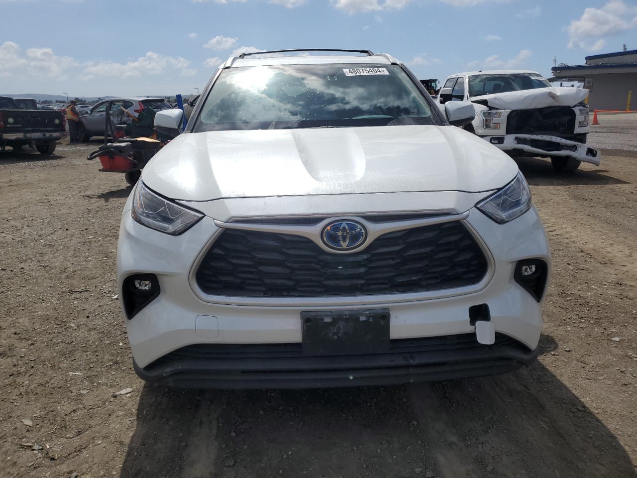 2022 TOYOTA HIGHLANDER HYBRID XLE VIN:5TDABRCH6NS540638