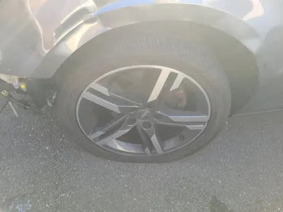 2019 Audi A4 WAUZZZF43KA123796 VIN:WAUZZZF43KA123796