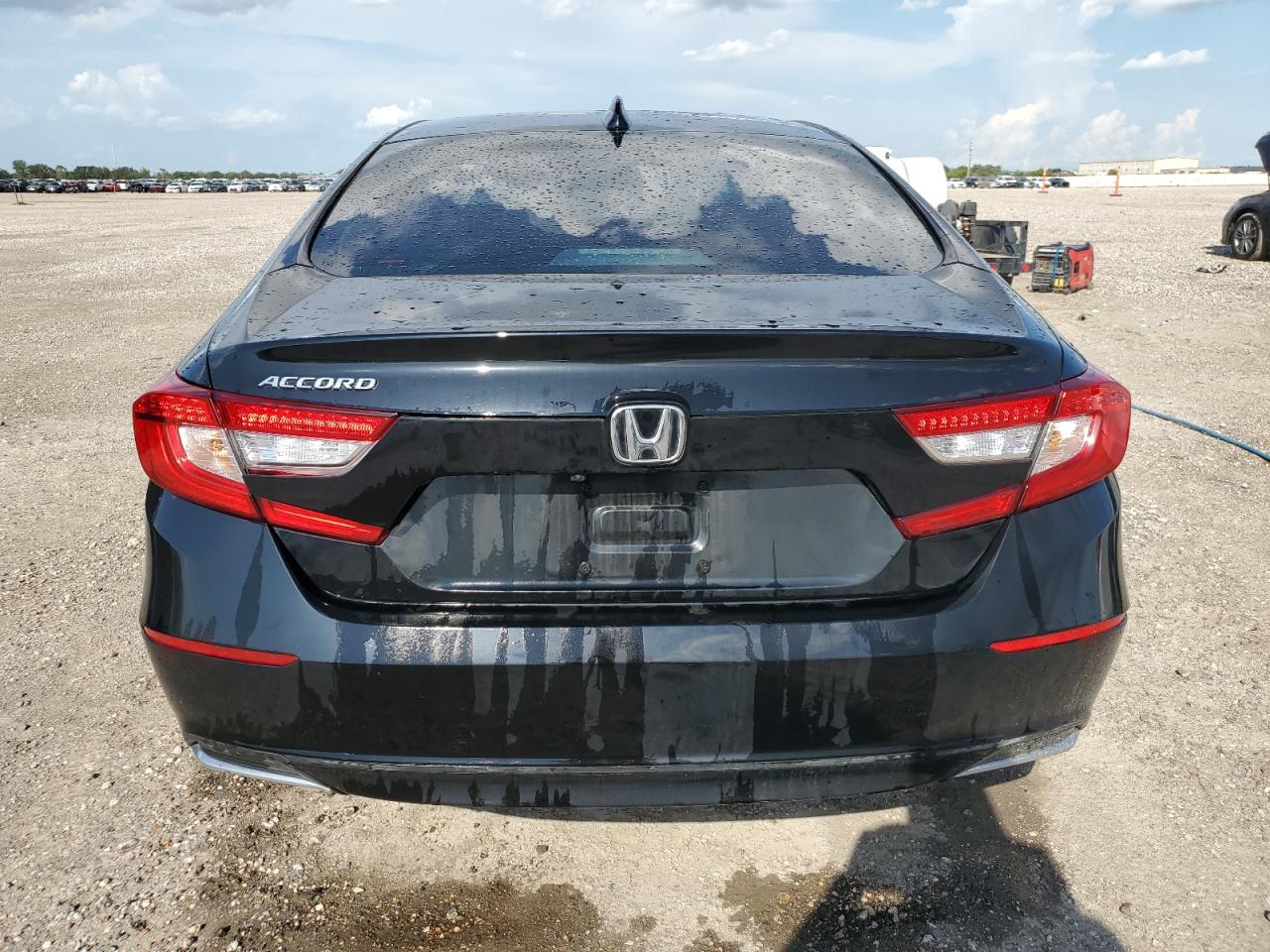 2022 HONDA ACCORD LX VIN:1HGCV1F1XNA045356