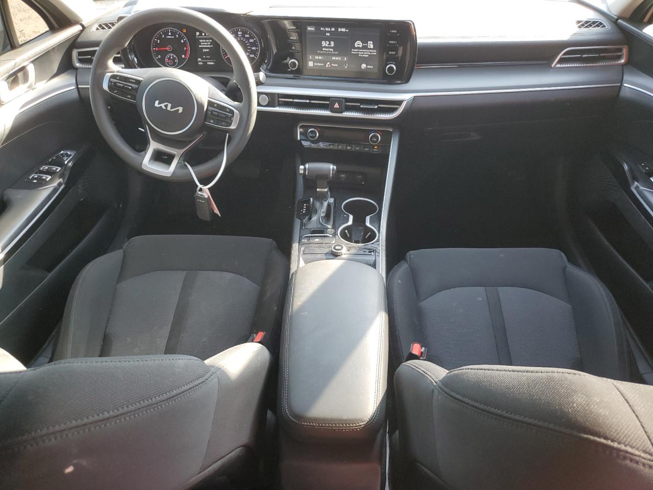 2022 KIA K5 LXS VIN:5XXG14J28NG111825