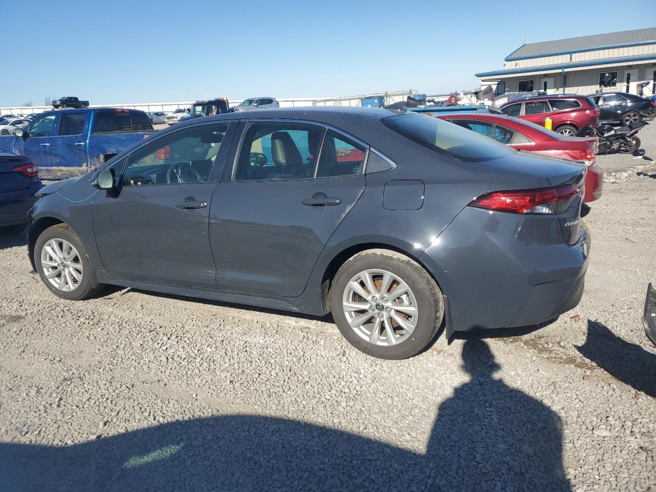 2024 TOYOTA COROLLA LE VIN:JTDBCMFEXR3045274