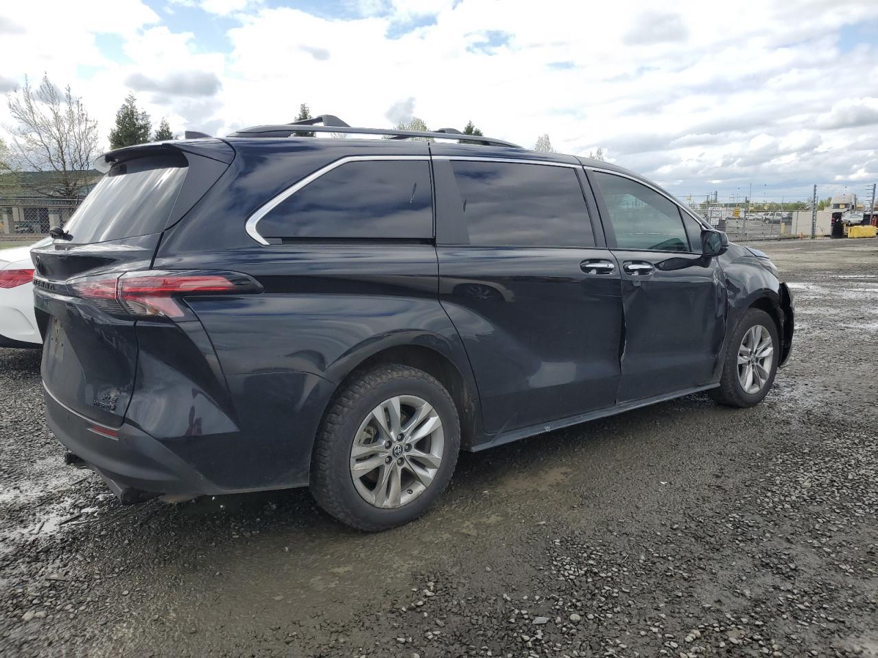 2022 TOYOTA SIENNA XLE VIN:5TDASKFC7NS057392