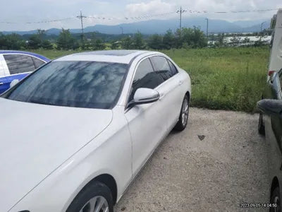 2018 Mercedes-Benz E 220 000KMWDDZF0FB9JA4 VIN:000KMWDDZF0FB9JA4