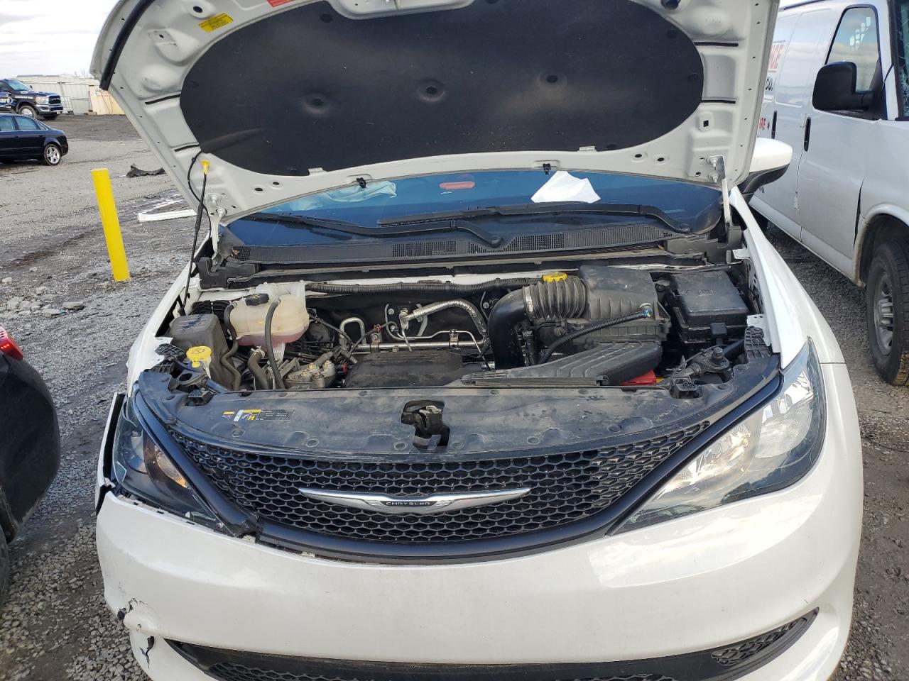 2023 CHRYSLER VOYAGER LX VIN:2C4RC1CG2PR561796