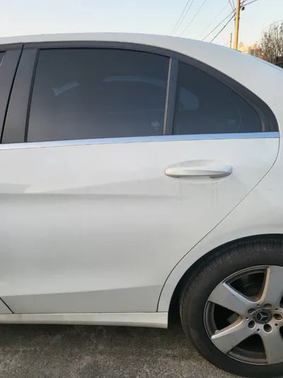 2018 Mercedes-Benz C 200 WDDWF4CB0JF709075 VIN:WDDWF4CB0JF709075