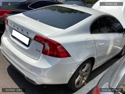 2018 Volvo S60 YV1FSA8BDJ2458298 VIN:YV1FSA8BDJ2458298