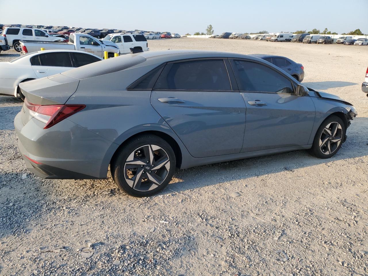 2023 HYUNDAI ELANTRA SEL VIN:KMHLS4AG0PU448361