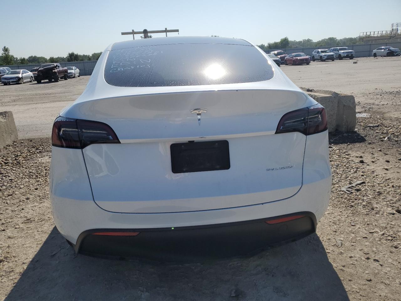 2023 TESLA MODEL Y  VIN:7SAYGDEE4PA206332