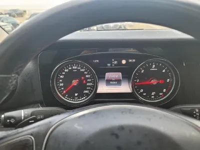 2017 Mercedes-Benz E 220 VIN: