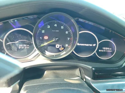 2020 Porsche Panamera VIN: