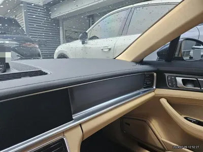 2023 Porsche Panamera VIN: