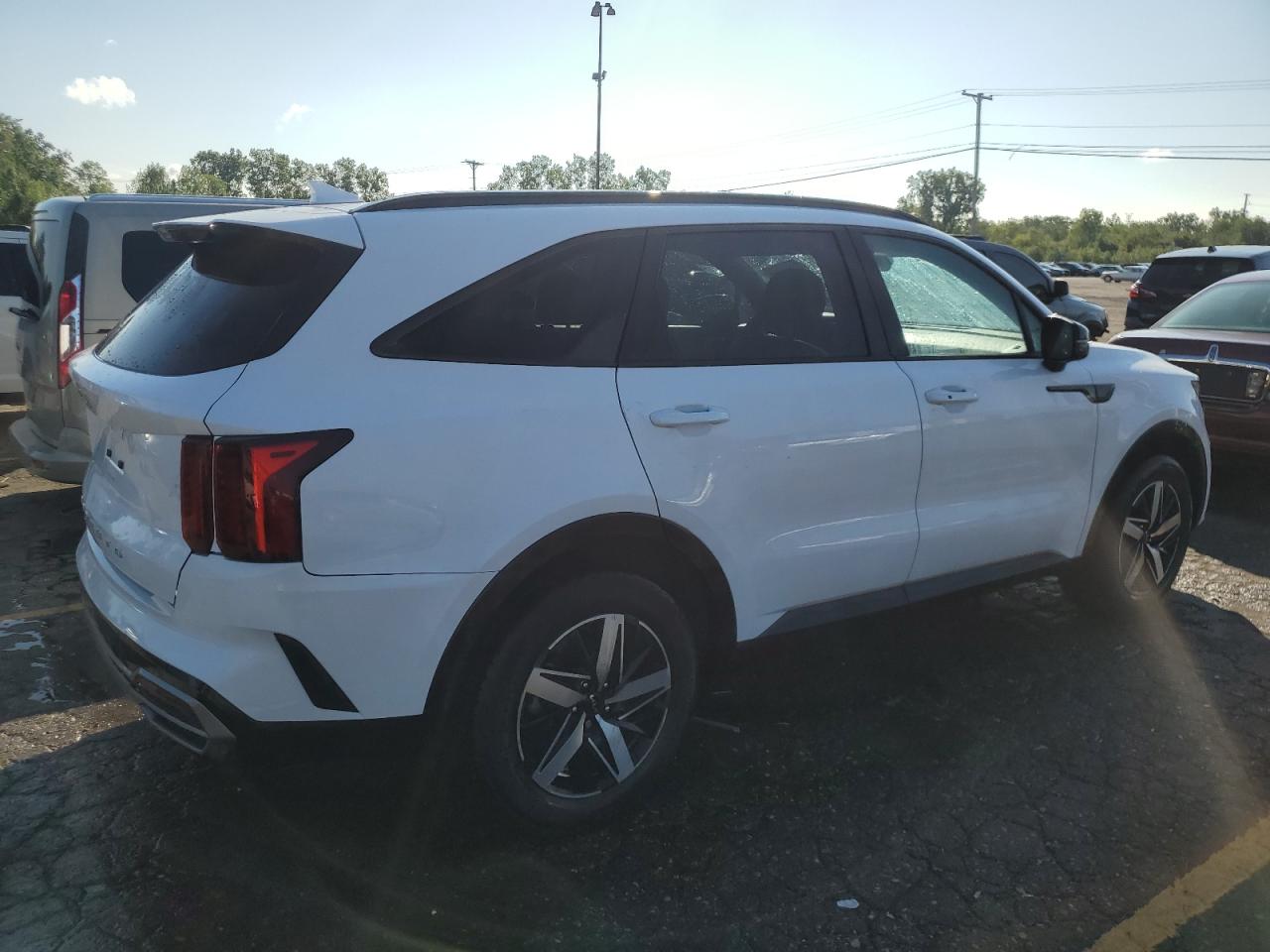 2022 KIA SORENTO S VIN:5XYRL4LCXNG083000
