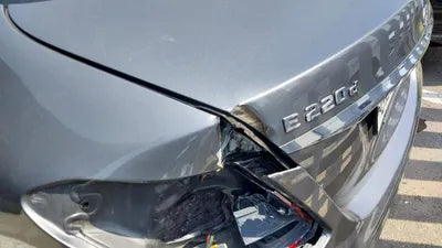 2018 Mercedes-Benz E 220 WDDZF0FB2JA381219 VIN:WDDZF0FB2JA381219