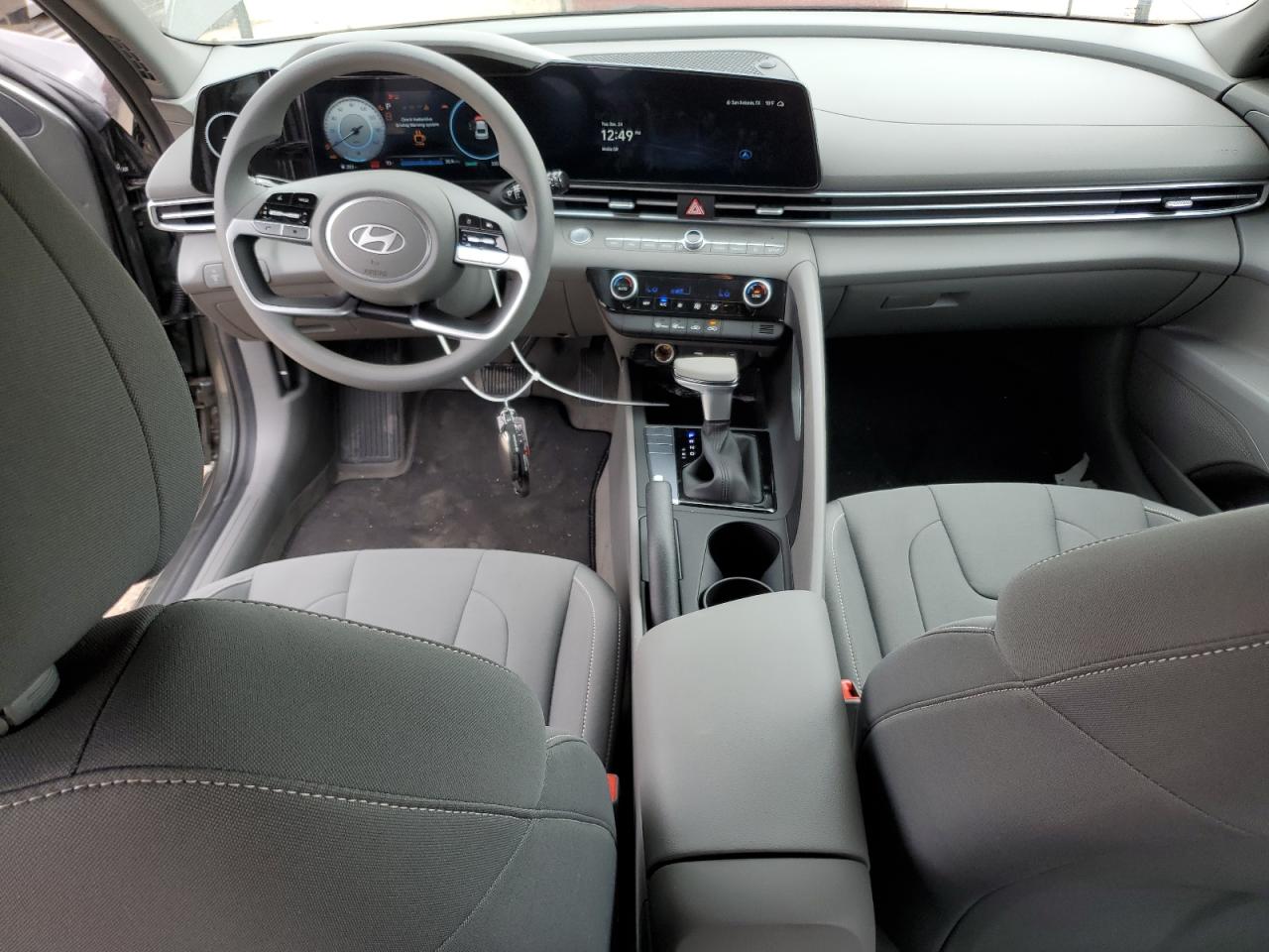 2024 HYUNDAI ELANTRA SEL VIN:KMHLM4DG6RU808371