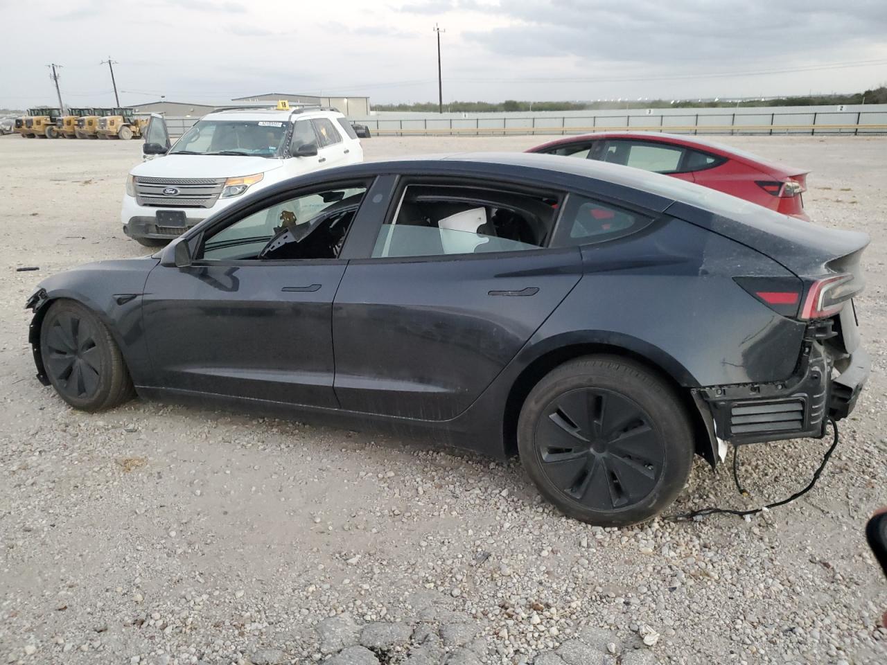 2024 TESLA MODEL 3  VIN:5YJ3E1EA1RF740161