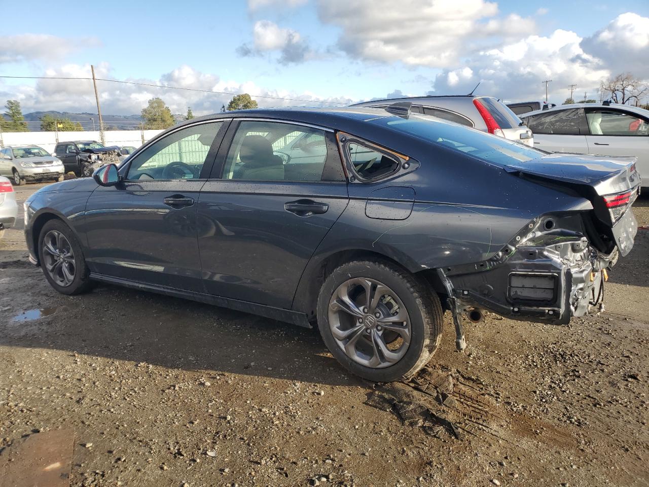 2024 HONDA ACCORD EX VIN:1HGCY1F38RA023015