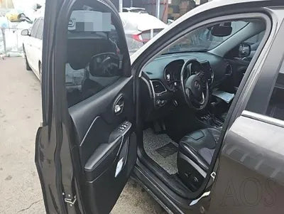 2018 Jeep Cherokee VIN: