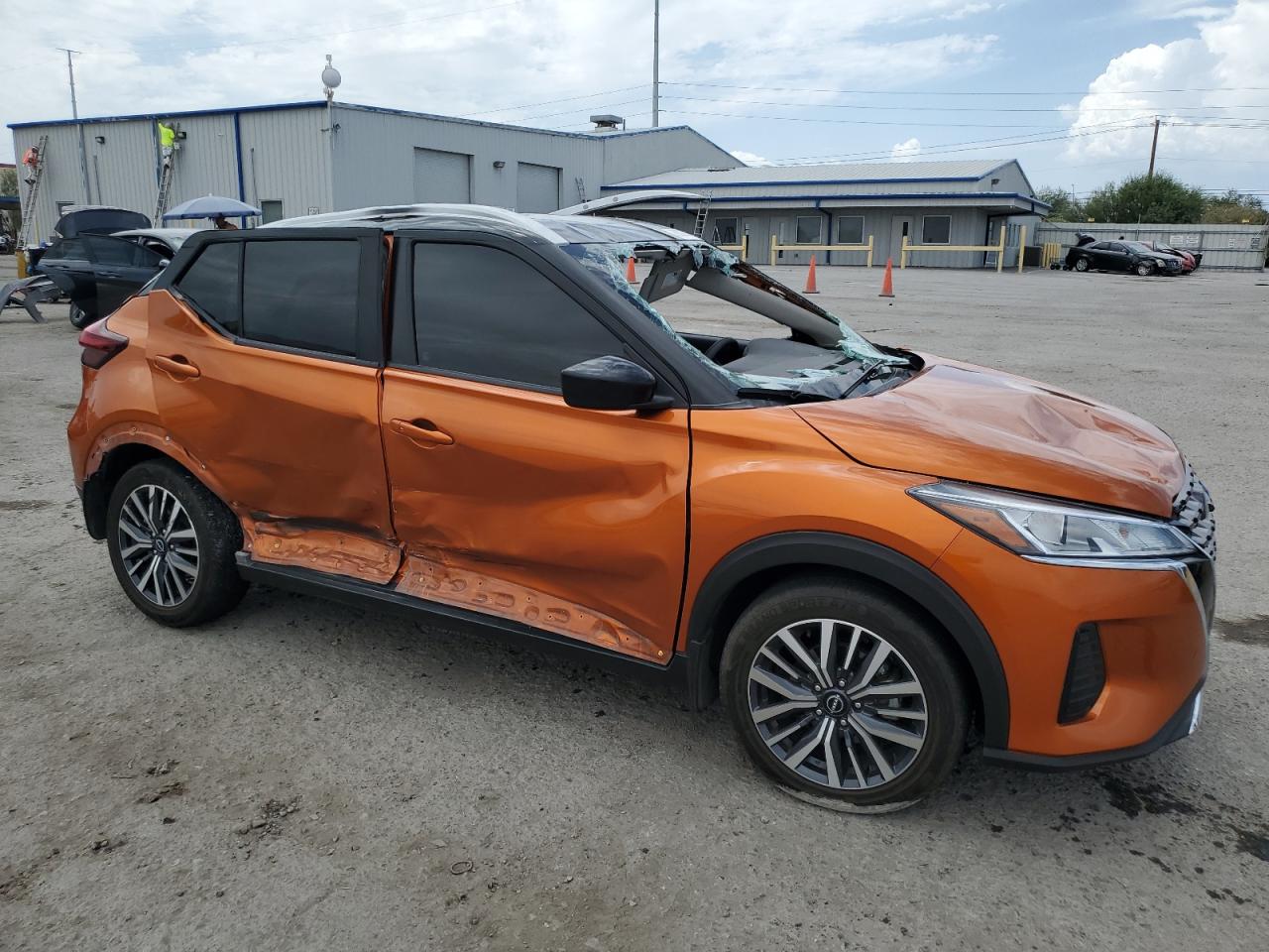 2022 NISSAN KICKS SV VIN:3N1CP5CV5NL493443