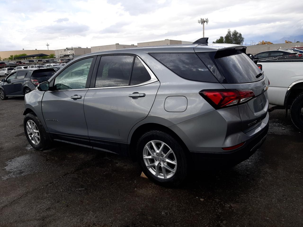 2023 CHEVROLET EQUINOX LT VIN:3GNAXUEG8PL182662