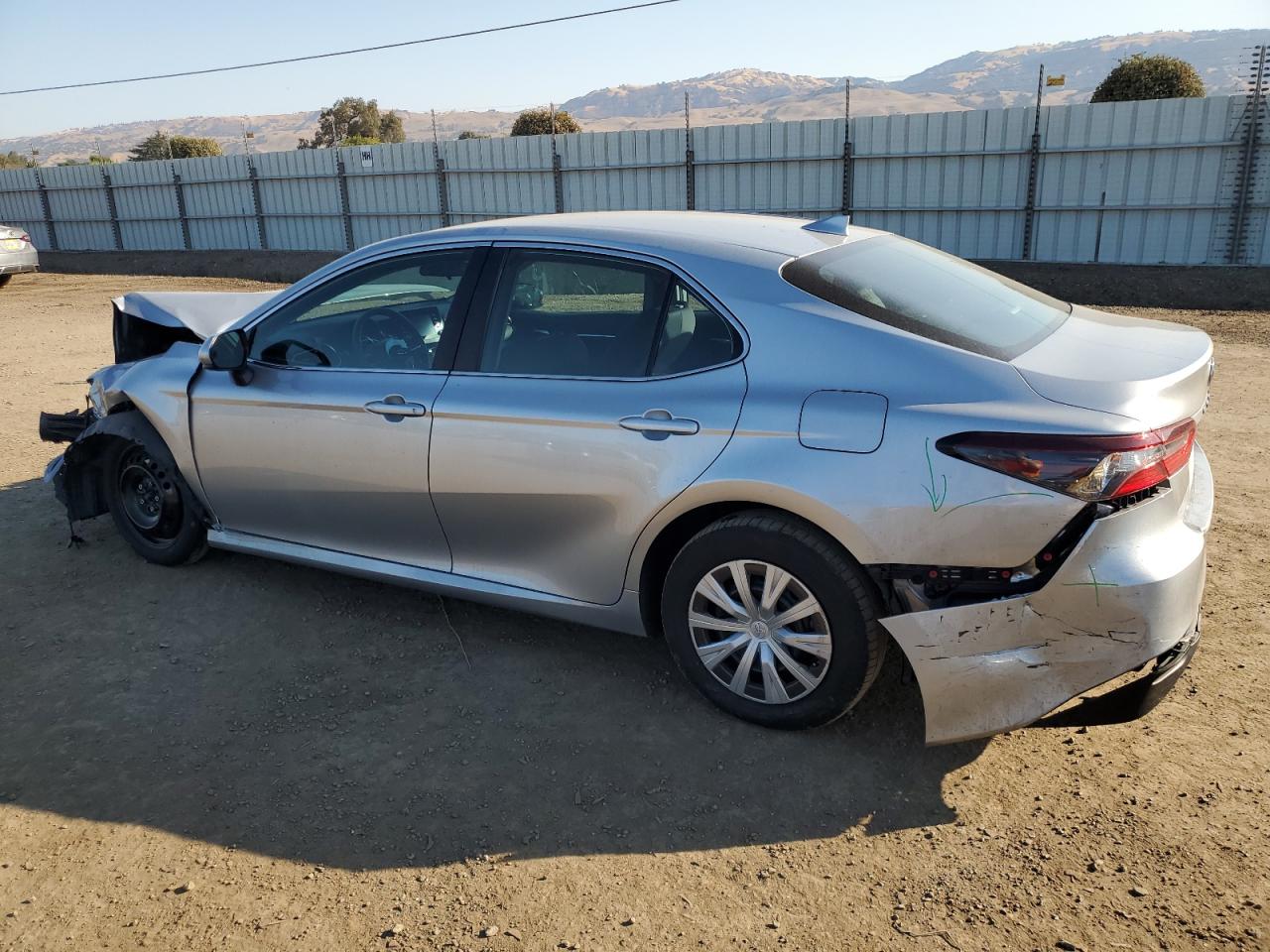 2023 TOYOTA CAMRY LE VIN:4T1C31AK4PU607690