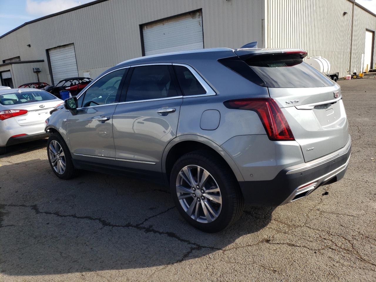 2024 CADILLAC XT5 PLATINUM PREMIUM LUXURY VIN:1GYKNFRS2RZ700557