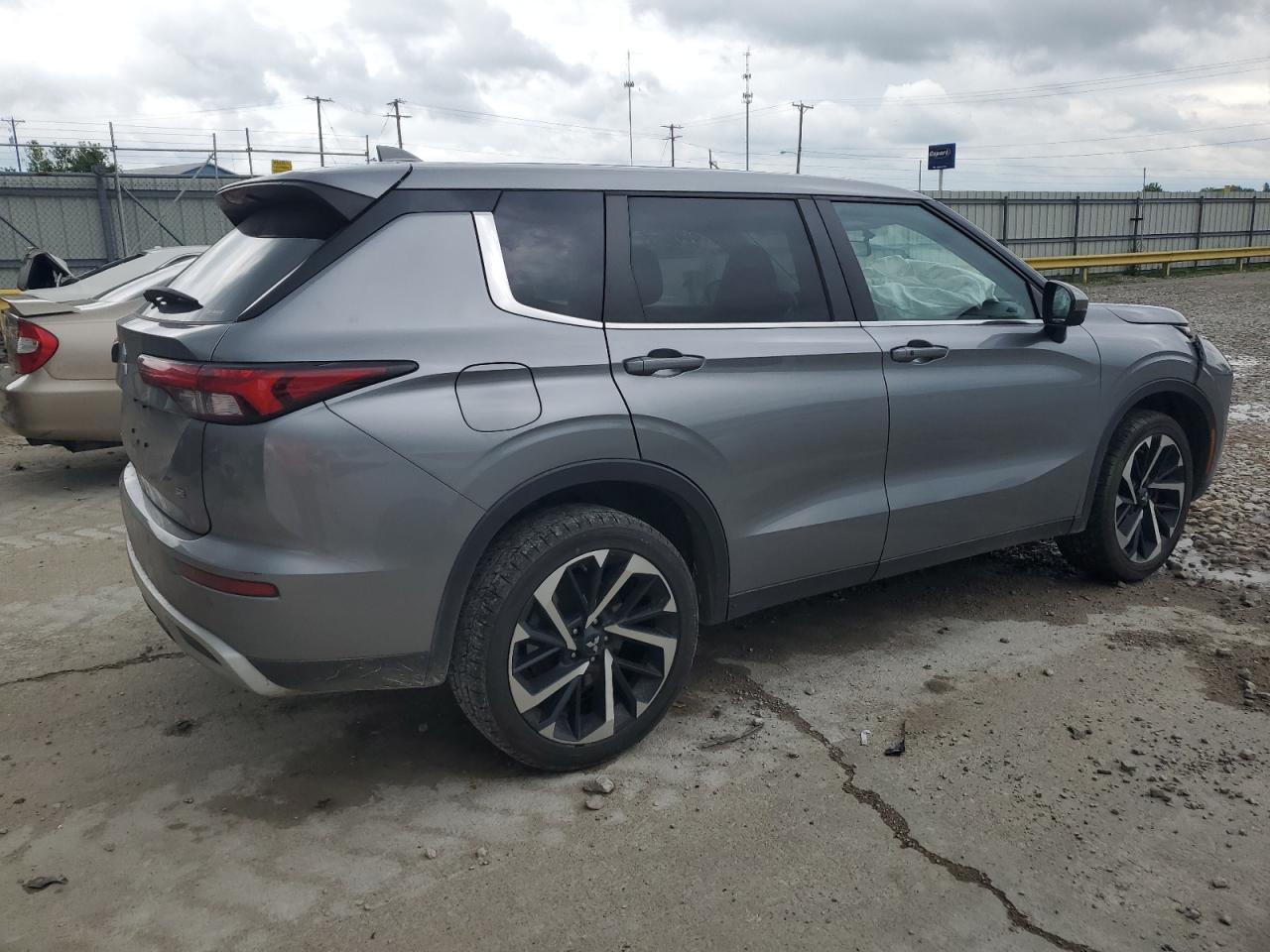 2022 MITSUBISHI OUTLANDER SE VIN:JA4J4UA83NZ039067