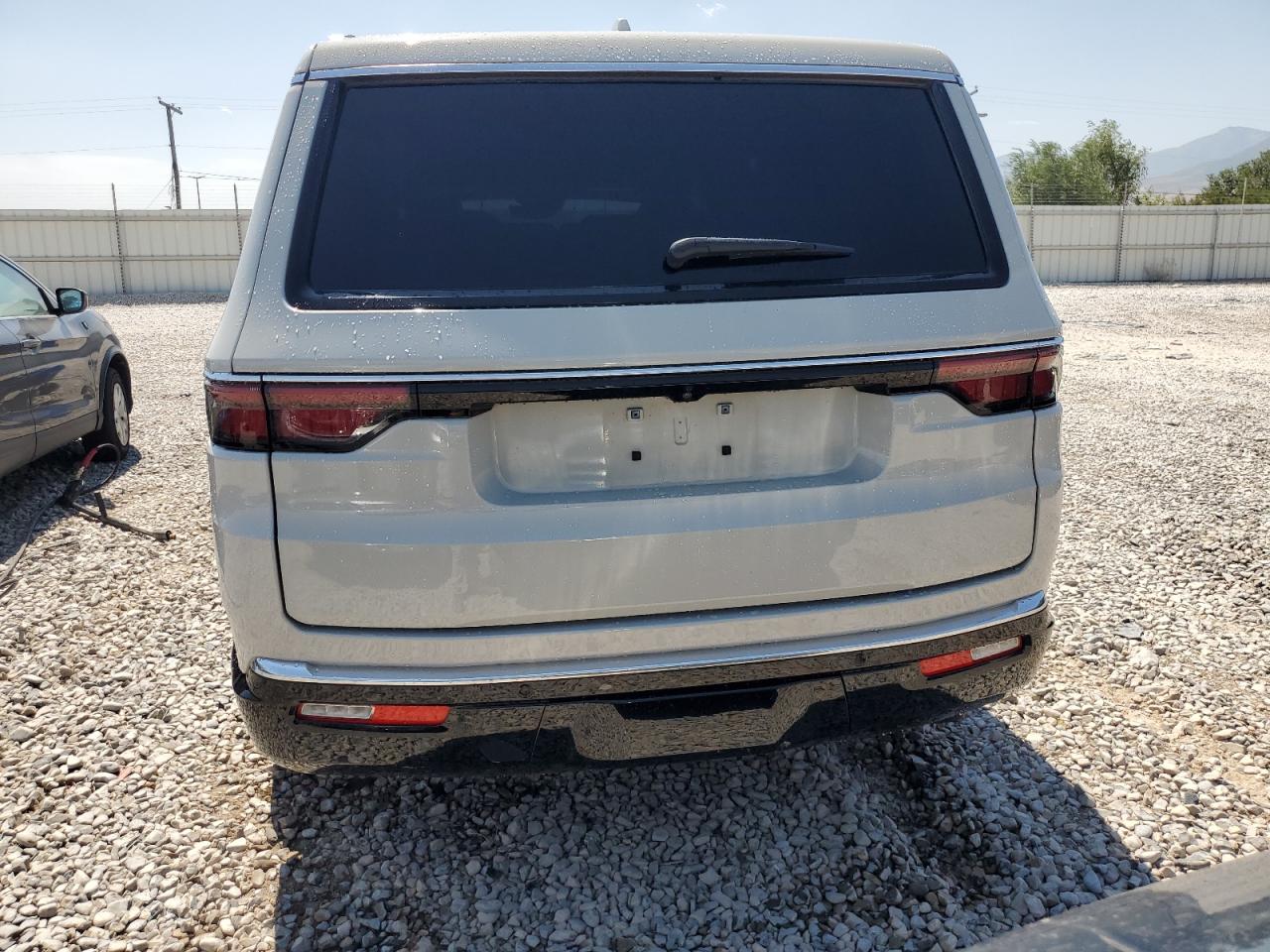 2022 JEEP WAGONEER SERIES I VIN:1C4SJVAT4NS206655