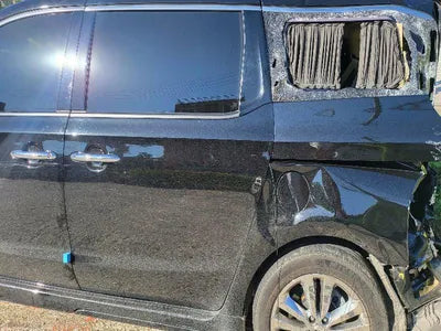 2017 Kia Carnival VIN: