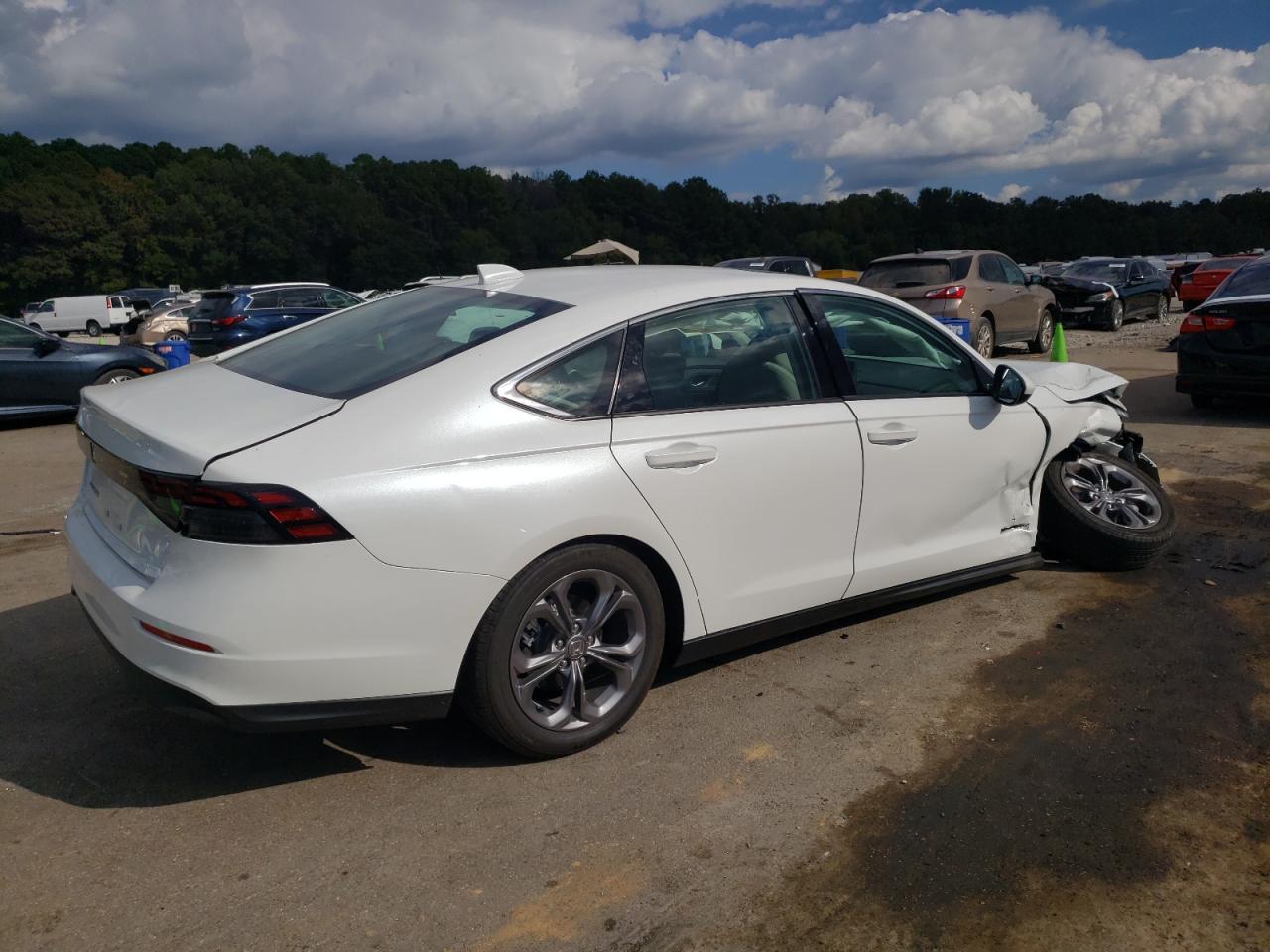 2024 HONDA ACCORD EX VIN:1HGCY1F38RA065653