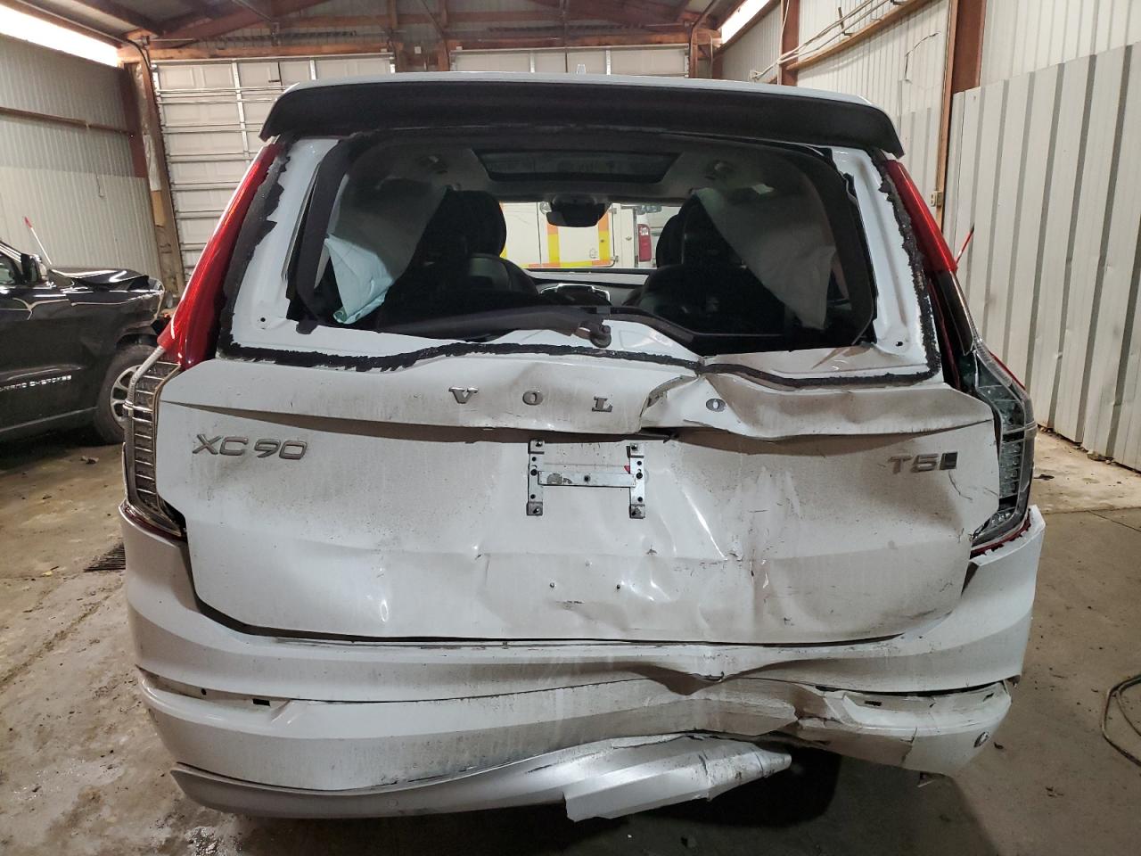 2022 VOLVO XC90 T5 MOMENTUM VIN:YV4102PK0N1857697