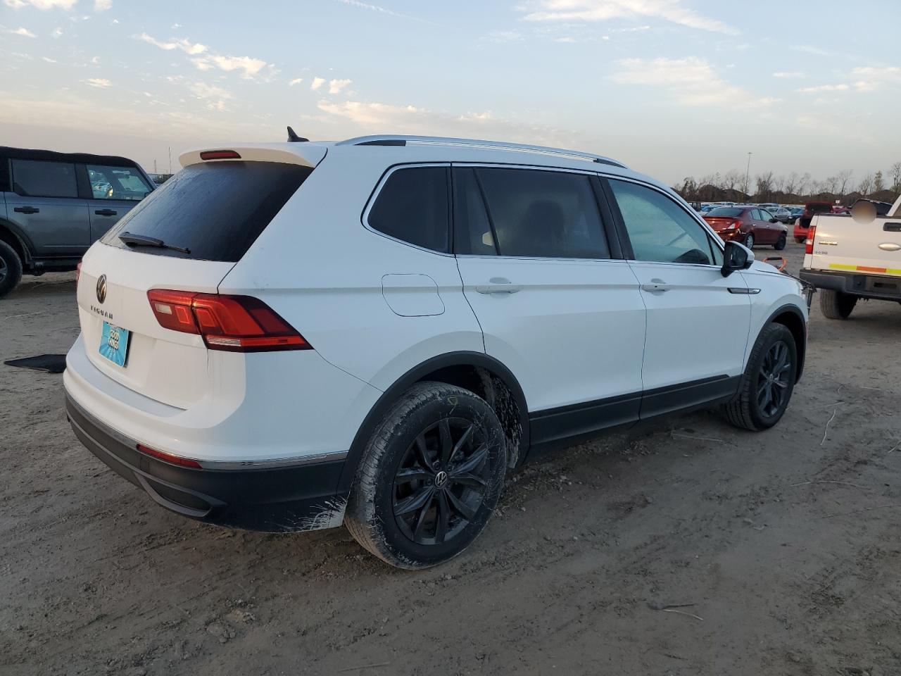 2024 VOLKSWAGEN TIGUAN SE VIN:3VV3B7AX0RM156823