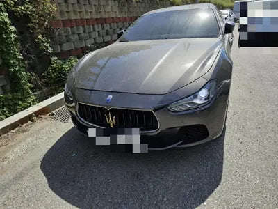 2015 maserati gibli VIN: