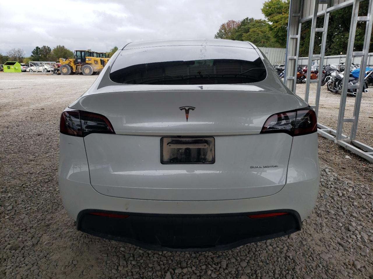 2023 TESLA MODEL Y  VIN:7SAYGDEE8PA074871