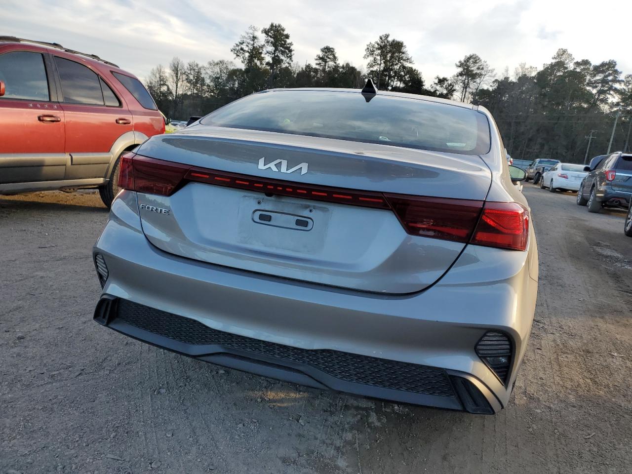 2023 KIA FORTE LX VIN:3KPF24AD8PE553428