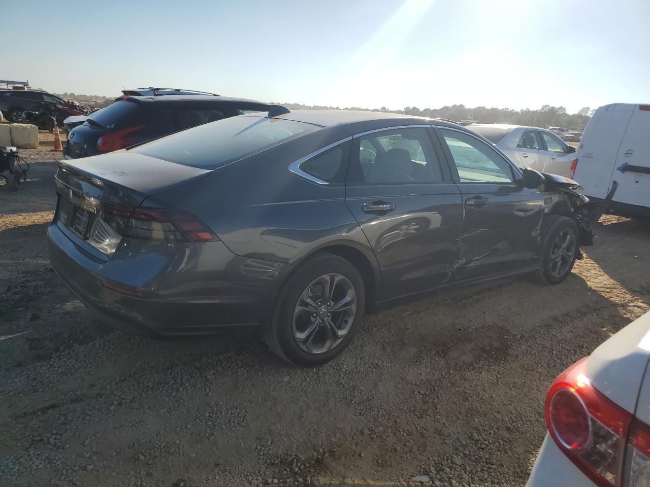 2024 HONDA ACCORD EX VIN:1HGCY1F31RA053652