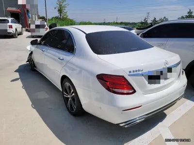 2020 Mercedes-Benz E 220 VIN: