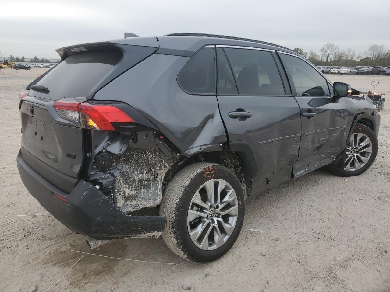 2024 TOYOTA RAV4 XLE PREMIUM VIN:2T3C1RFV9RC299550