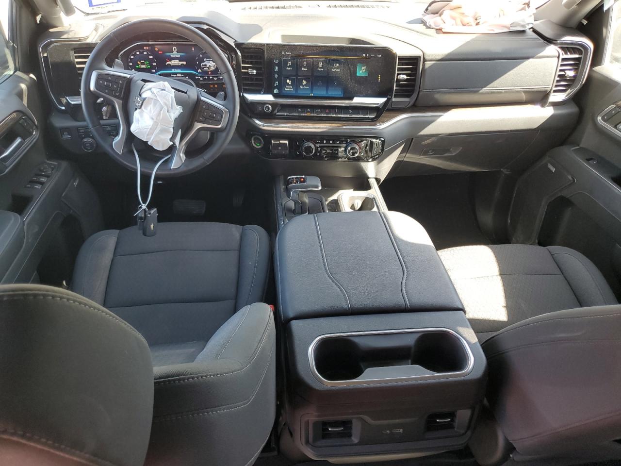 2024 CHEVROLET SILVERADO K1500 LT TRAIL BOSS VIN:3GCUDFED7RG256004