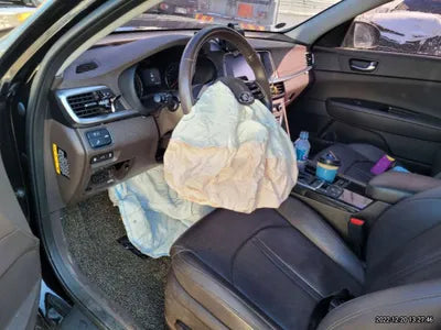 2019 Kia K5 KNAGU411BKA327871 VIN:KNAGU411BKA327871