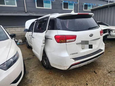 2017 Kia Carnival VIN: