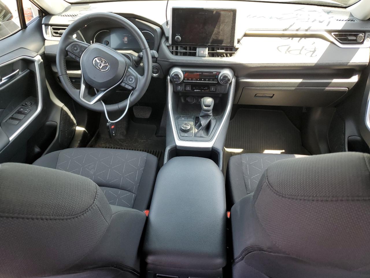2023 TOYOTA RAV4 XLE VIN:JTMRWRFVXPD187814
