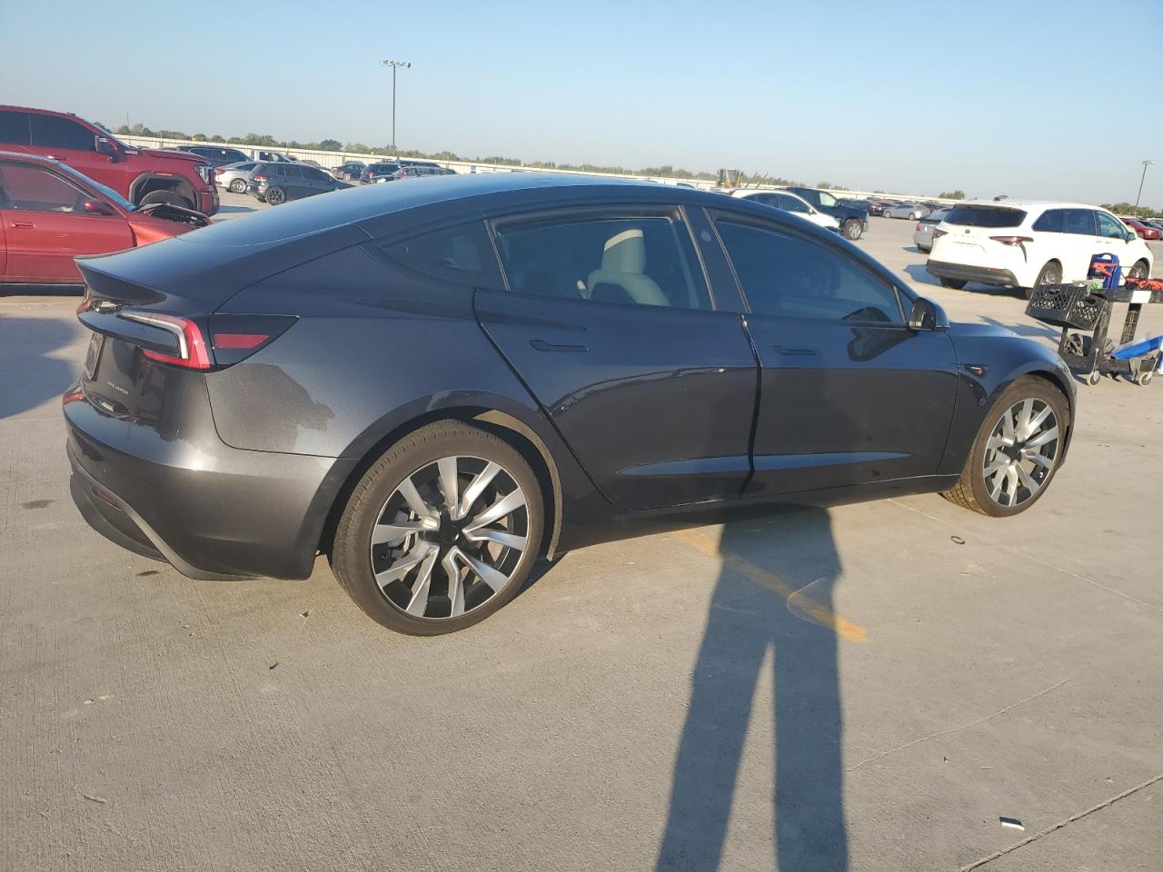 2024 TESLA MODEL 3  VIN:5YJ3E1EB7RF756633