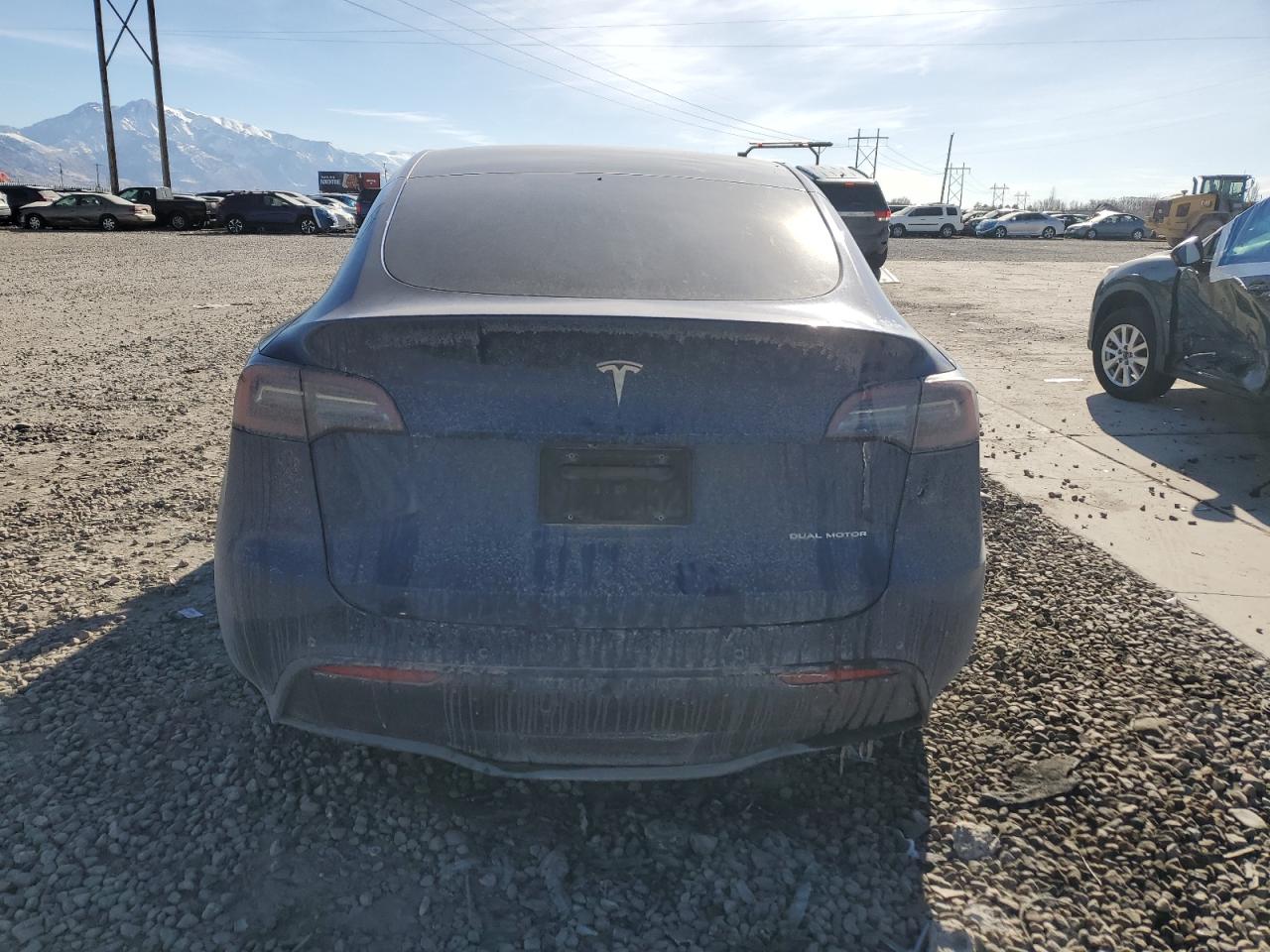 2022 TESLA MODEL Y  VIN:7SAYGDEE8NF439372